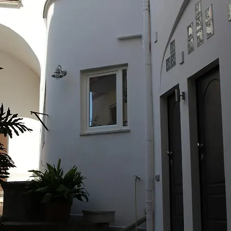 Home1879 * 상트아그넬로